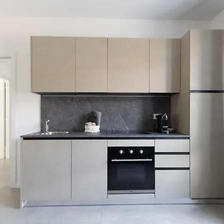Locatelli * Rho